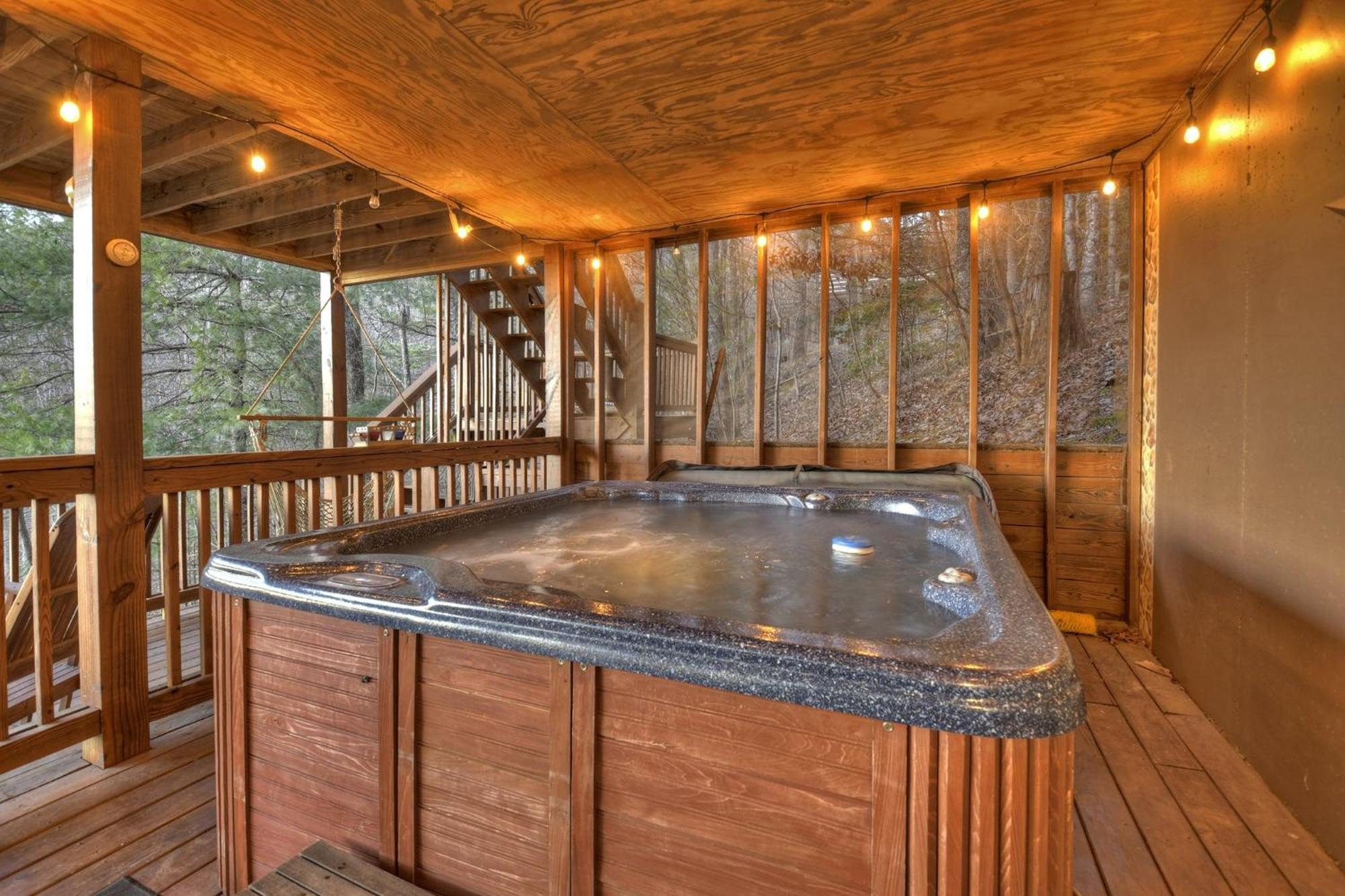 Talking Leaves Hot Tub Firepit And Comfy King Beds Villa Ellijay Exteriör bild