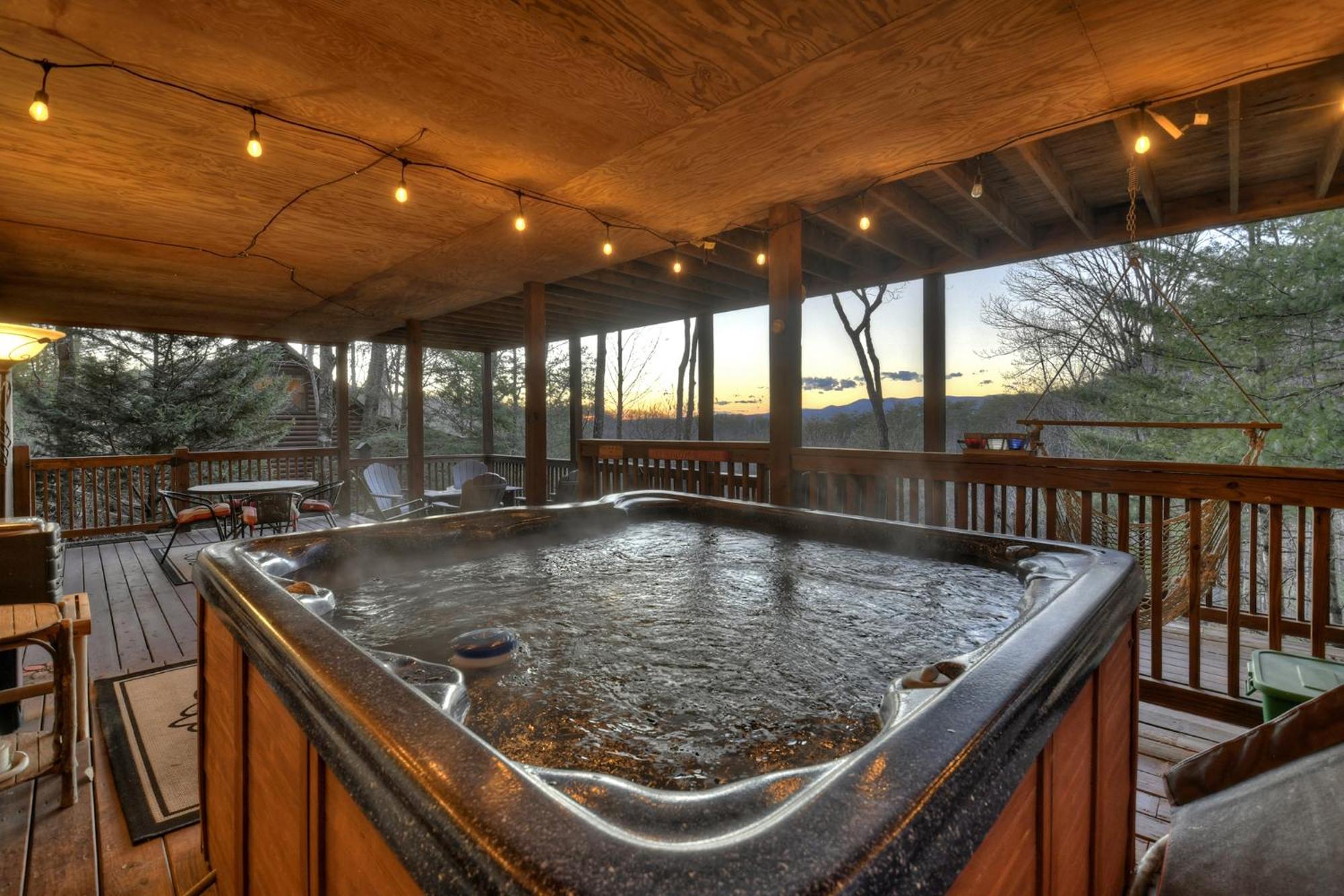 Talking Leaves Hot Tub Firepit And Comfy King Beds Villa Ellijay Exteriör bild