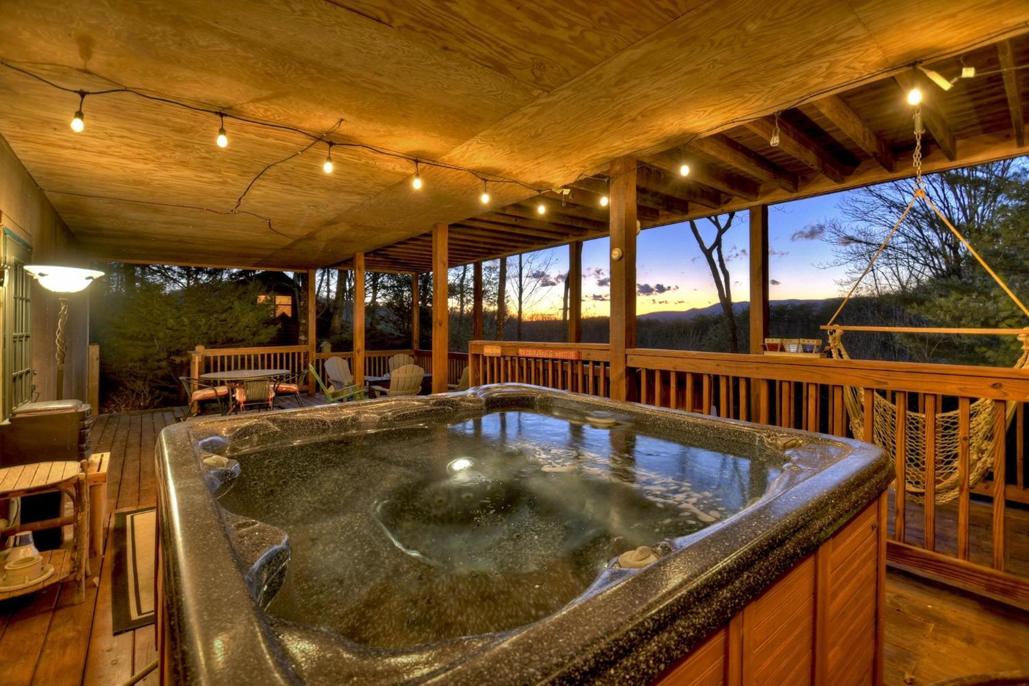 Talking Leaves Hot Tub Firepit And Comfy King Beds Villa Ellijay Exteriör bild